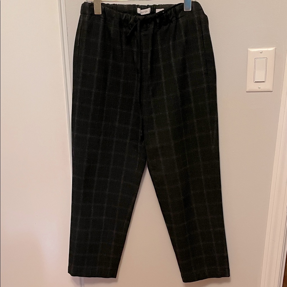 Babaton Black plaid print Pants jogger style